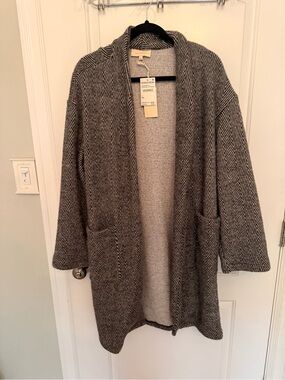 Melloday: Gray Herringbone Open-Front Coatigan